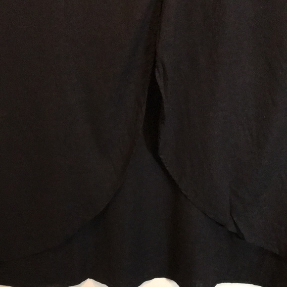 Torrid size 6 top - Picture 6 of 8